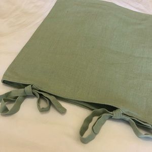 Pottery Barn Decorative pillow Sham, 100% Linen 18x18, Light or Pale Green.